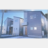 	東大和市芋窪4丁目〈新築〉多摩モノレール「上北台」駅徒歩18分　商業施設や公園など周辺施設が充実しており ご家族みんなが安心出来る住環境です。建物も住宅性能評価７項目最高等級の他、建物、地盤の保証も充実　全12棟①号棟