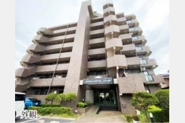 立川市上砂町5丁目〈中古〉西武拝島線「武蔵砂川」駅徒歩8分　新規リノベーション物件　専用庭　南東向き・陽当たり良好