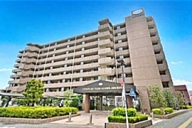 東大和市立野4丁目〈中古〉多摩モノレール「桜街道」駅徒歩1分　東南向き3LDK　リノベーション物件　陽当たり・眺望良好　商業施設や公園など周辺施設が充実