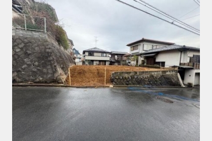 東大和市湖畔2丁目〈売地〉 199.51m² 更地 都市ガス 建築条件なし