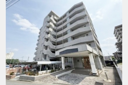 東大和市立野4丁目〈中古〉多摩モノレール「桜街道」駅徒歩2分　2025年12月リフォーム完成予定　南東角部屋で陽当たり良好　　公園・公共施設・商業施設が充実　ペットOK！