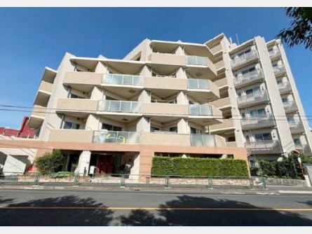 立川市栄町4丁目〈中古〉JR中央線・南武線・青梅線「立川」駅　徒歩19分　角部屋　眺望・陽当たり良好　約30㎡ルーフバルコニー　ペット可　24時間ゴミ出し可能　小学校・公園まで徒歩10分圏内　2021年9月リフォーム