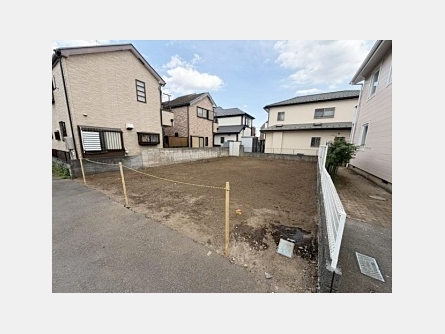 立川市砂川町2丁目〈売地〉西武拝島線「武蔵砂川」駅徒歩17分　138㎡　建物解体後更地渡し　古屋付き住宅用土地　整形地　陽当たり良好　都市ガス