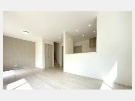 立川市栄町3丁目〈新築戸建〉 JR中央線「立川」駅徒歩24分 3LDK 建物92.86m² 土地109.06m² 駐車場あり