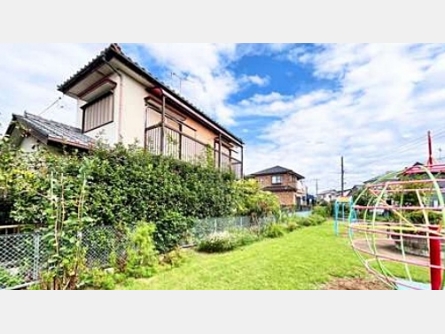 武蔵村山市三ツ藤1丁目〈売地〉西武拝島線「西武立川」駅バス15分停歩5分　教育・公共施設・商業施設などが徒歩圏内に充実　更地渡し　南側公園　陽当たり良好　建築条件なし