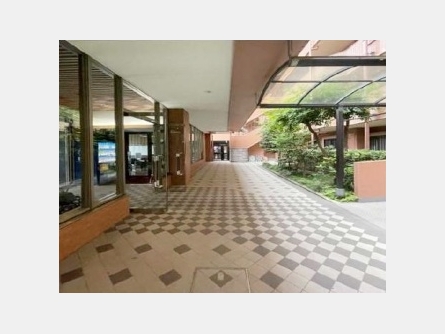 立川市一番町2丁目〈中古〉西武拝島線「西武立川」駅徒歩12分　3LDK　教育・商業施設や公園など周辺施設が充実　東南向き　ペット可