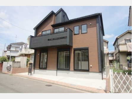 武蔵村山市学園1丁目〈新築戸建〉 多摩モノレール「立川」駅バス25分 4LDK+納戸 建物96.04m² 土地121.68m² 食洗機 浴室乾燥機 駐車場あり