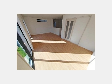 東大和市狭山4丁目〈新築〉西武多摩湖線「武蔵大和」駅徒歩7分　太陽光発電採用住宅　長期優良住宅　地震に強い家　ZEH水準省エネ住宅　　LDK広々18.86帖　浄水器　浴室乾燥機　全8棟B号棟