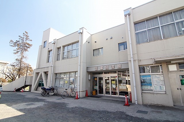 誰でも利用可能な武蔵村山市図書館 不動産専門館